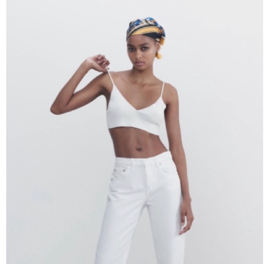 Zara - misses mid rise split straight white denim jeans size 2